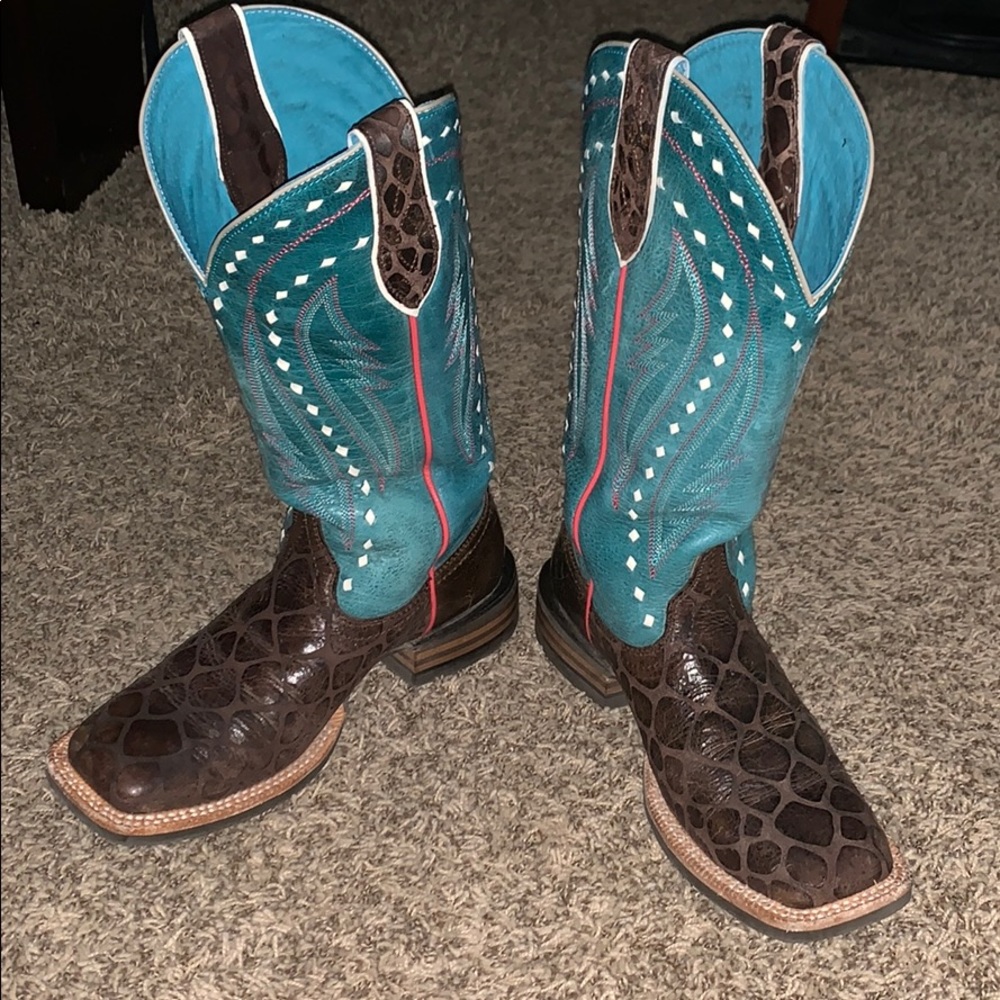 Ariat women’s boots